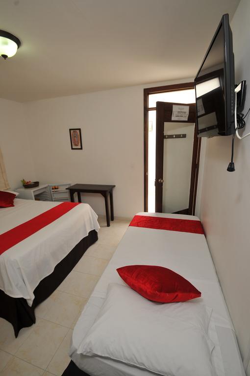 Hotel San Julian Buga Bagian luar foto