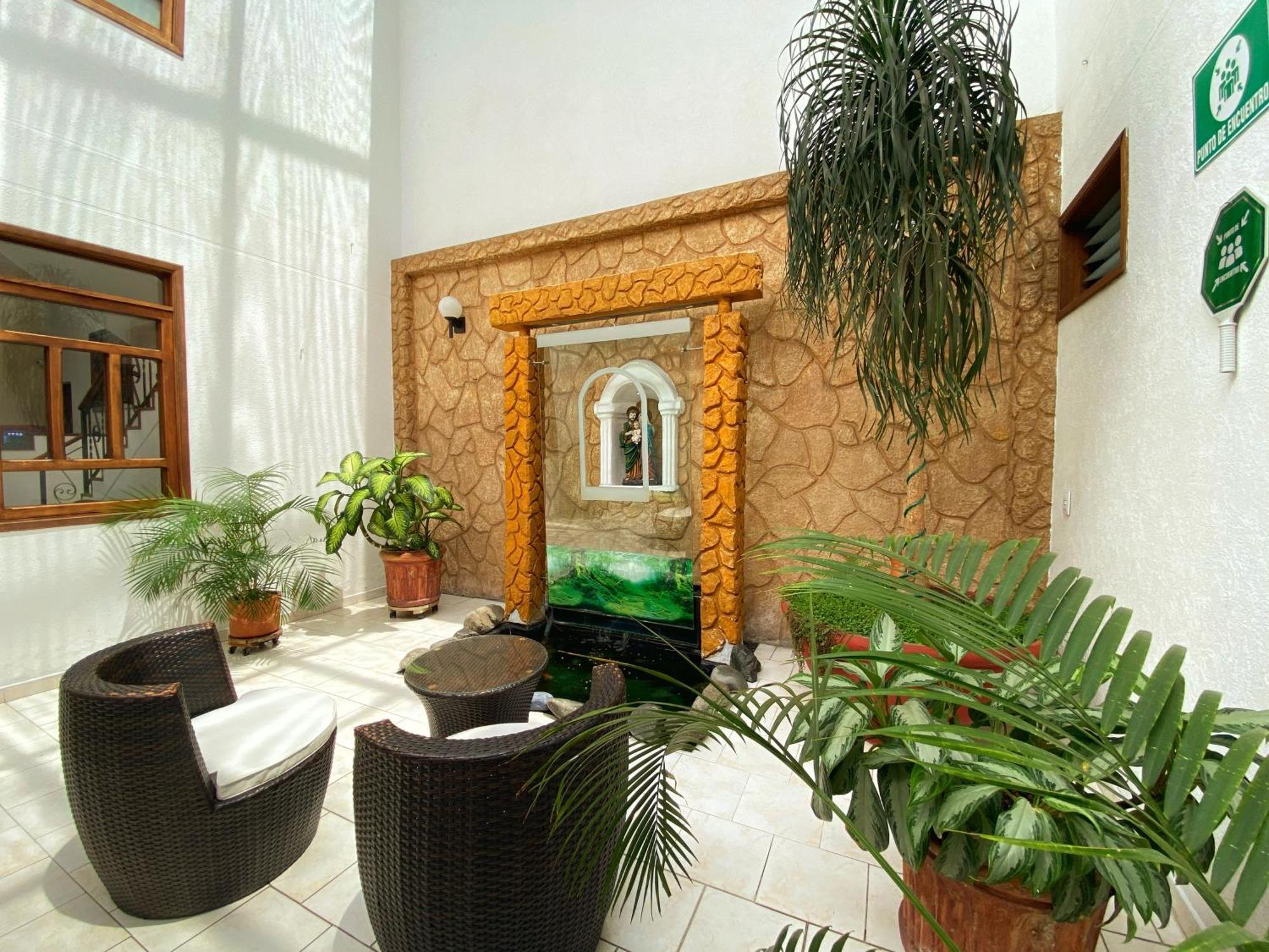 Hotel San Julian Buga Bagian luar foto
